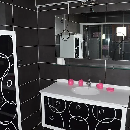 酒店 帕尔拉韦恩斯套房酒店 3*