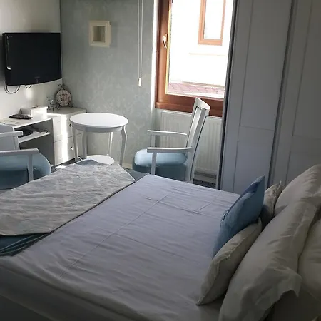 帕尔拉韦恩斯套房酒店