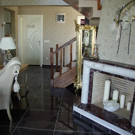 Отель Parla Viens Гебзе