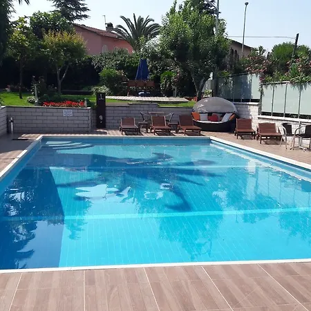 Отель Parla Viens Гебзе