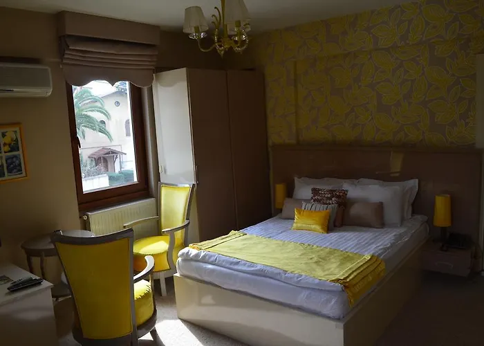 Parla Viens Hotel 3*