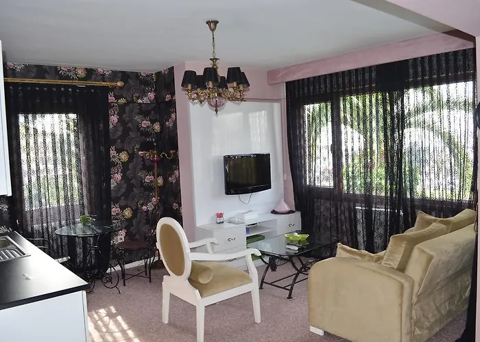 Parla Viens Hotel 3*