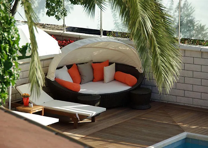 Parla Viens Hotel 3*