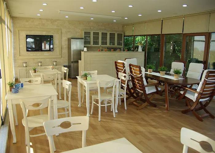 Parla Viens Hotel 3*